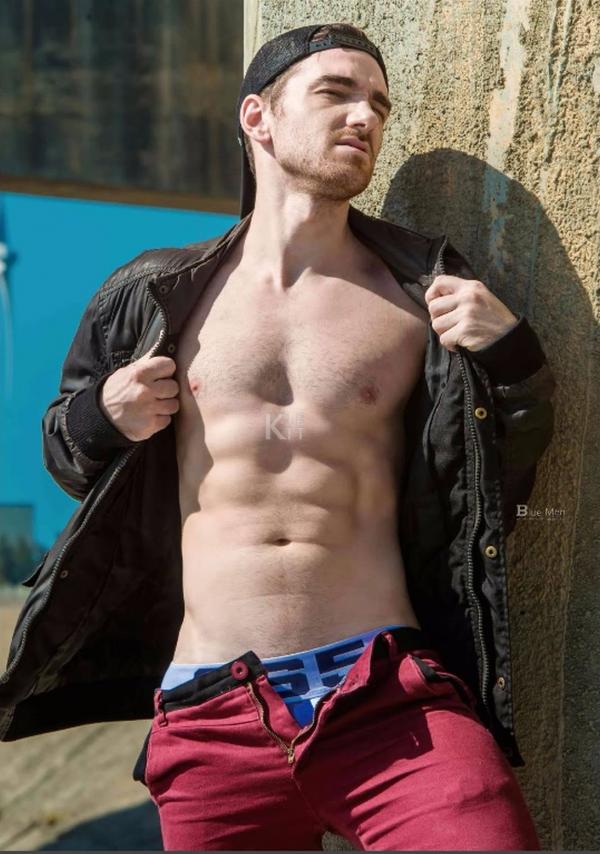 Whoseman-5-補教型男外師-Maxime